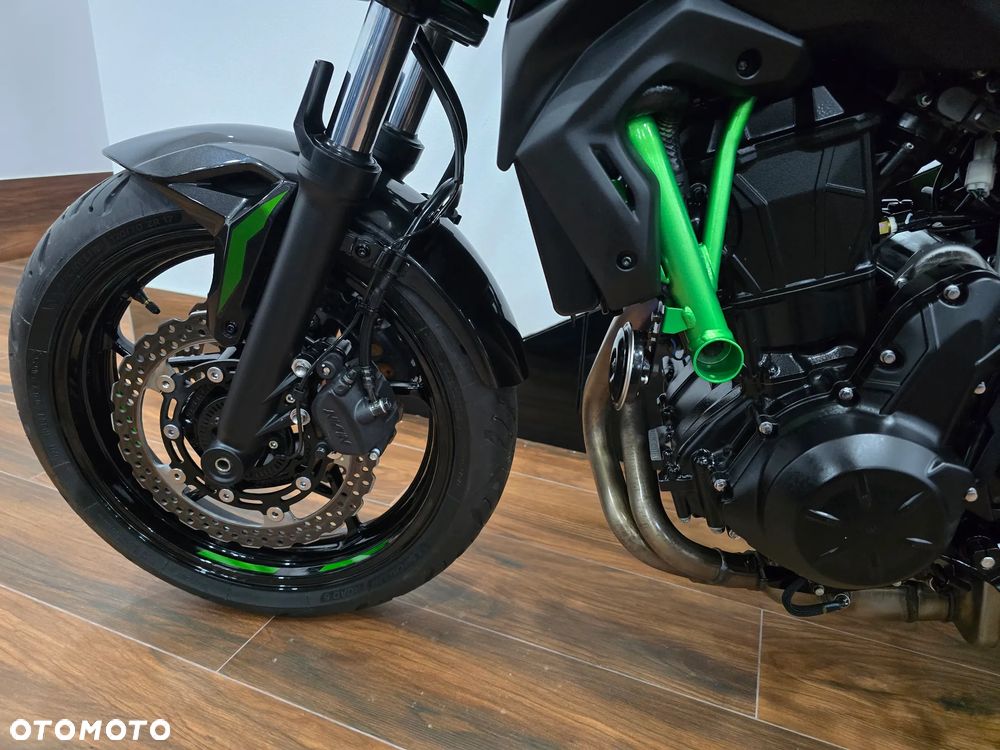 Kawasaki Z 650 - 24