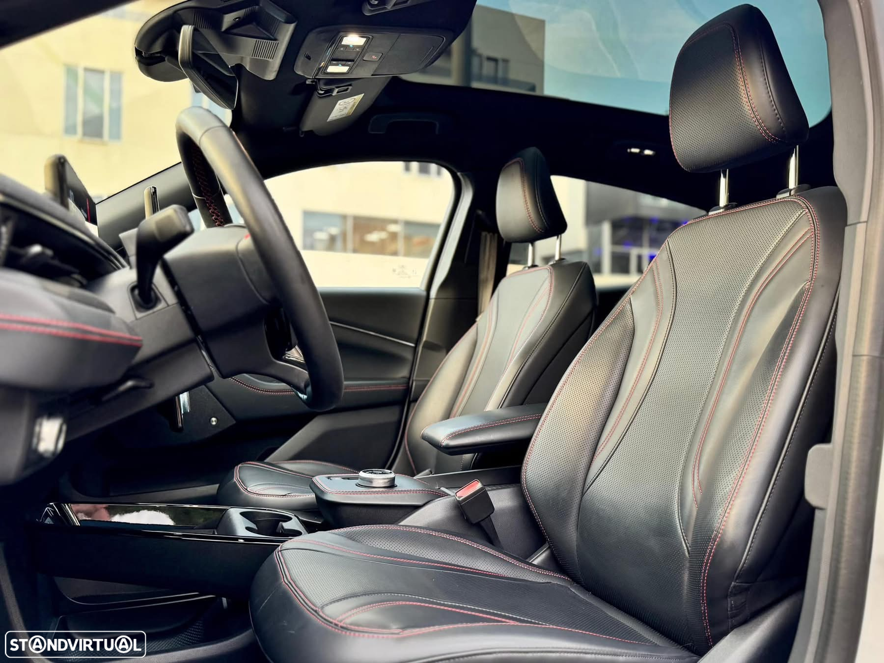 Ford Mustang Mach-E Premium AWD - 2