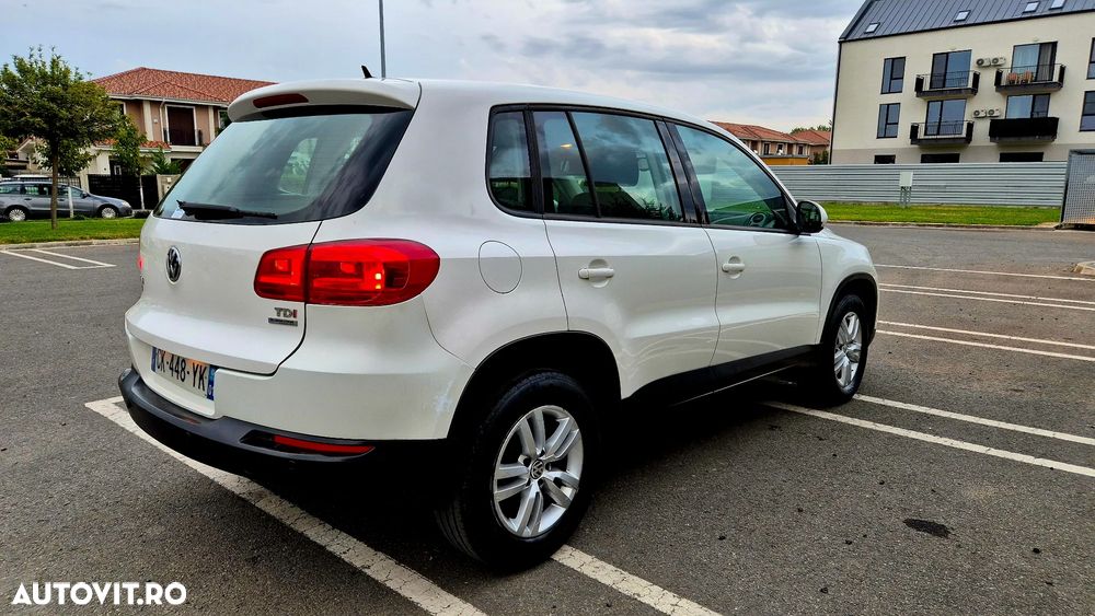 Volkswagen Tiguan 2.0 TDI DPF BlueMotion Technology Exclusive - 6