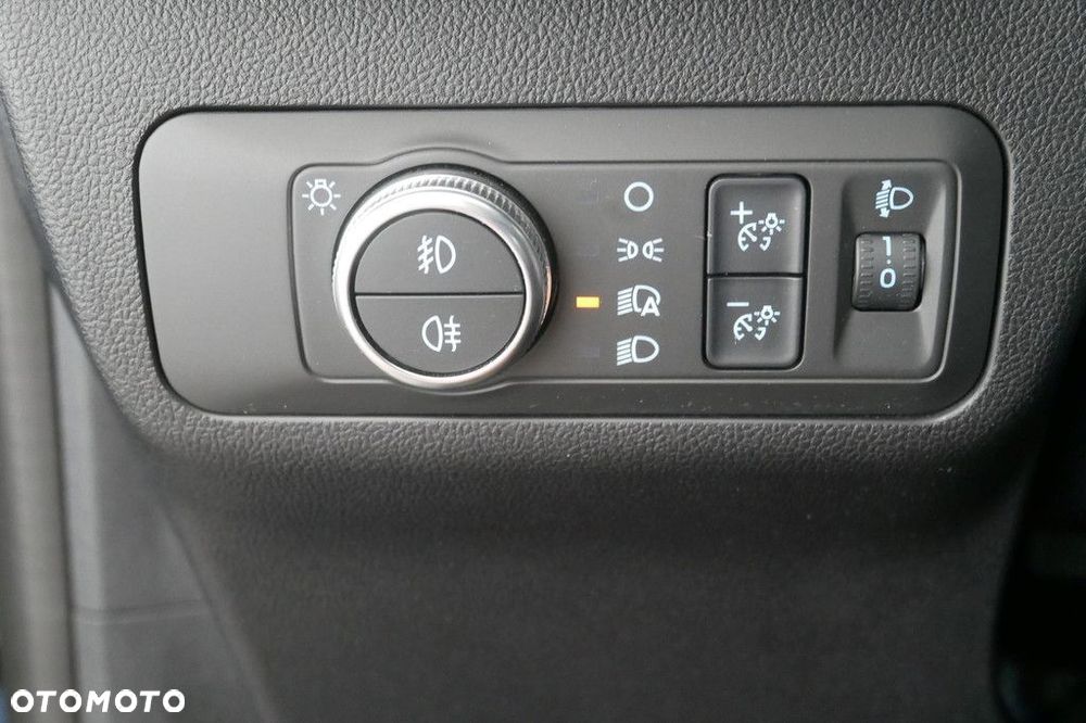 Ford Kuga - 26