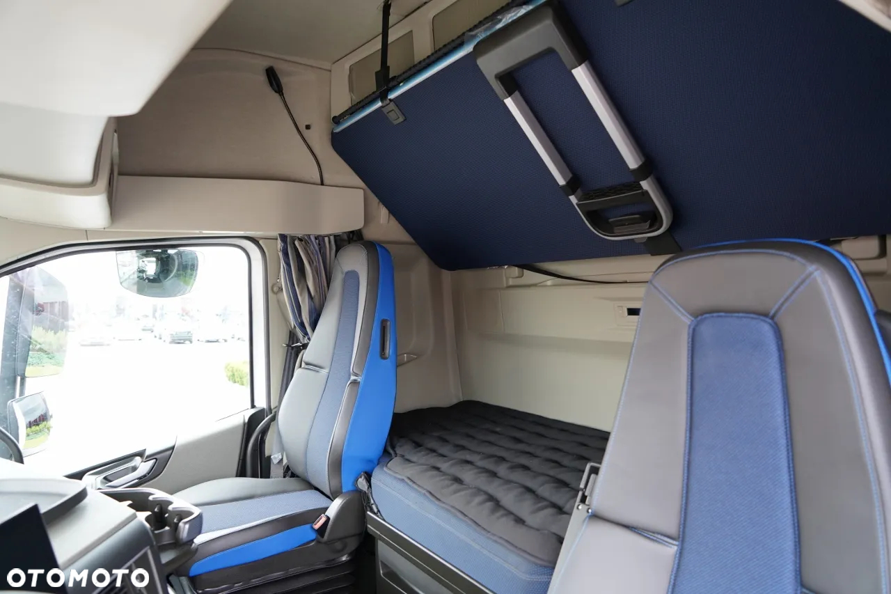 Volvo FH 540 /  KLIMA POSTOJOWA   / OPONY 100% / SPROWADZONY / 2022 ROK / PO KONTRAKCIE SERWISOWYM - 23
