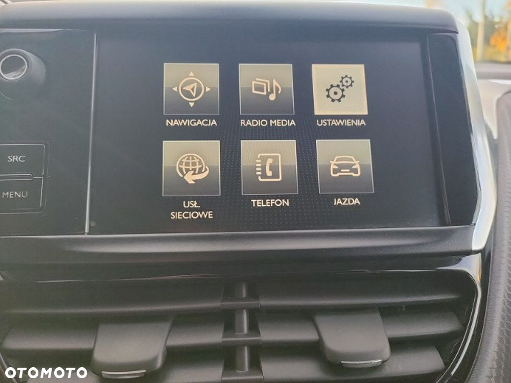 Peugeot 2008 1.2 Pure Tech Allure S&S - 31