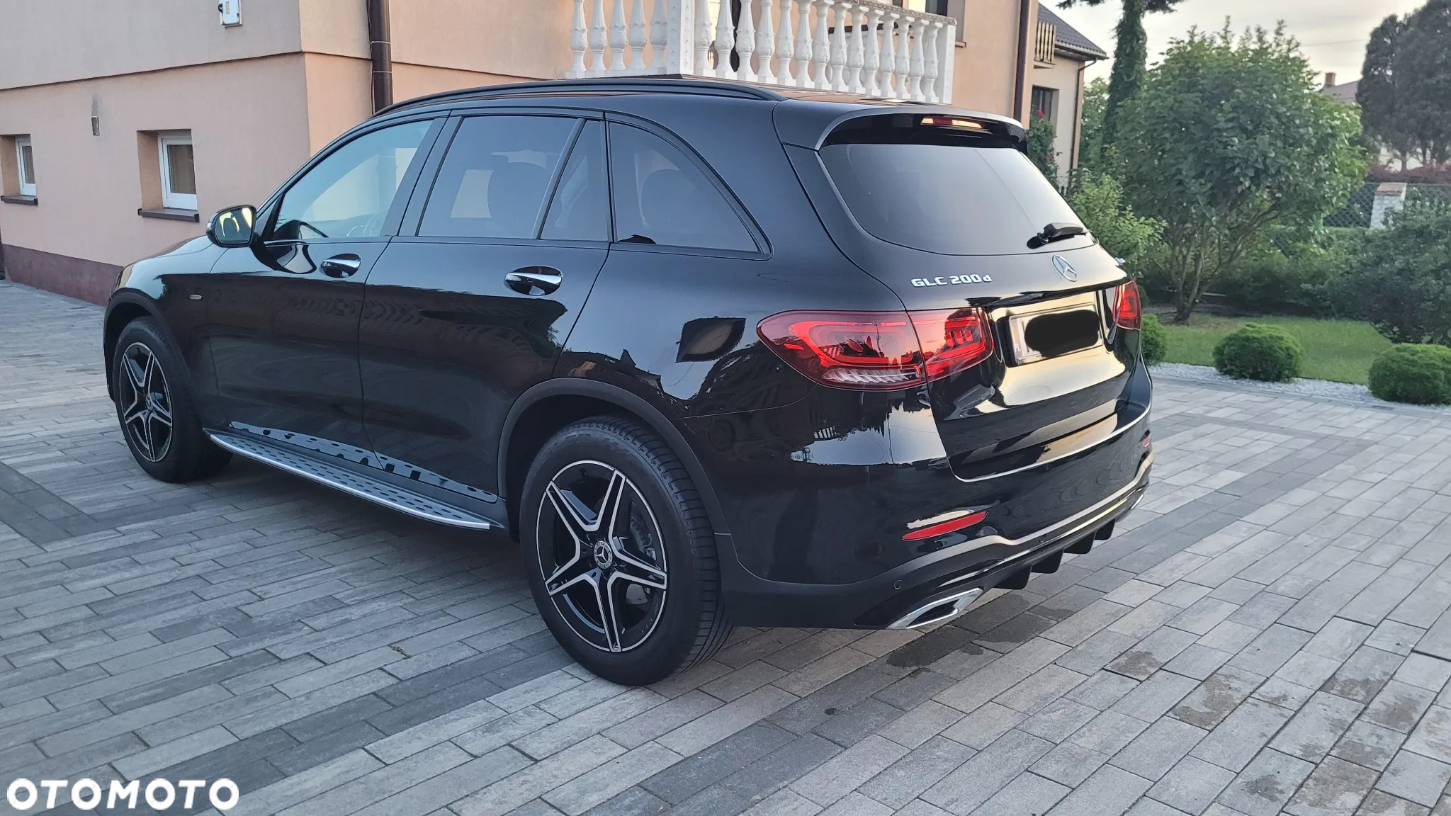 Mercedes-Benz GLC 200 d 4-Matic Business Edition - 4