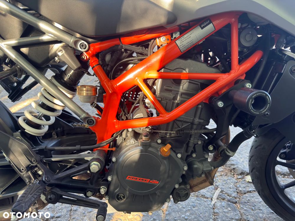 KTM Duke 125 - 10