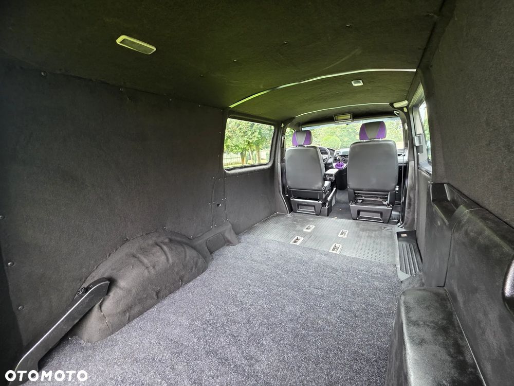 Volkswagen Transporter L2H1 - 24