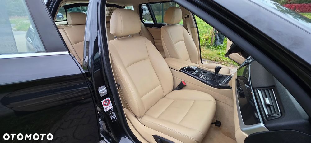 BMW Seria 5 - 22