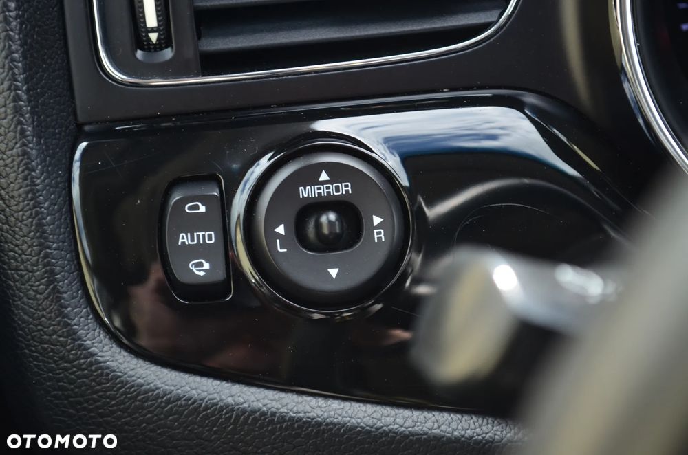 Kia Ceed 1.4 CVVT Fifa World Cup Edition - 24