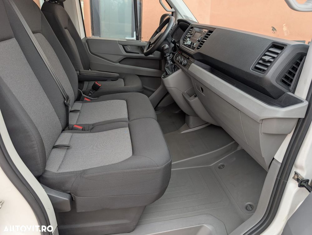 Volkswagen CRAFTER - 8