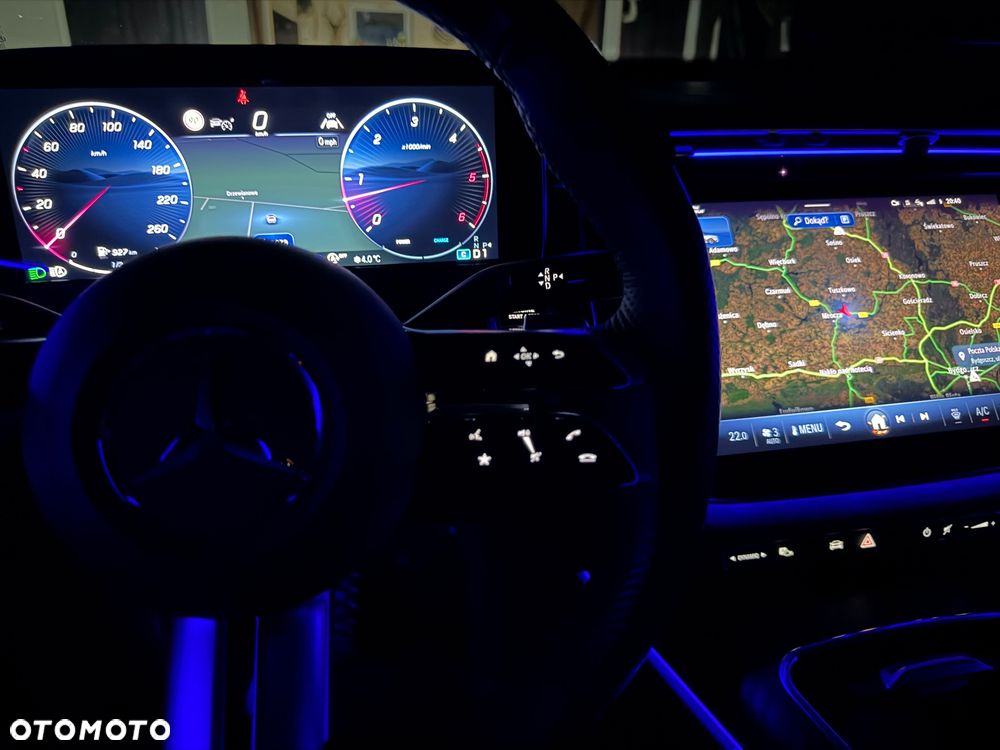 Mercedes-Benz Klasa E ver-220-d-4--matic-amg - 11