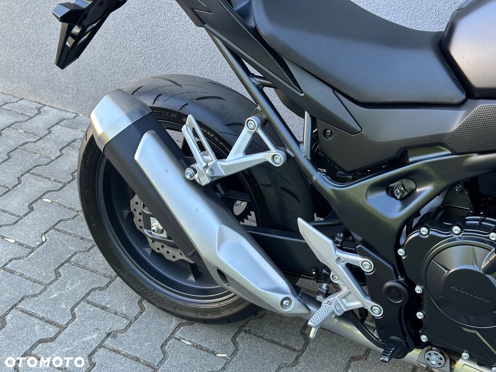 Honda Hornet - 18
