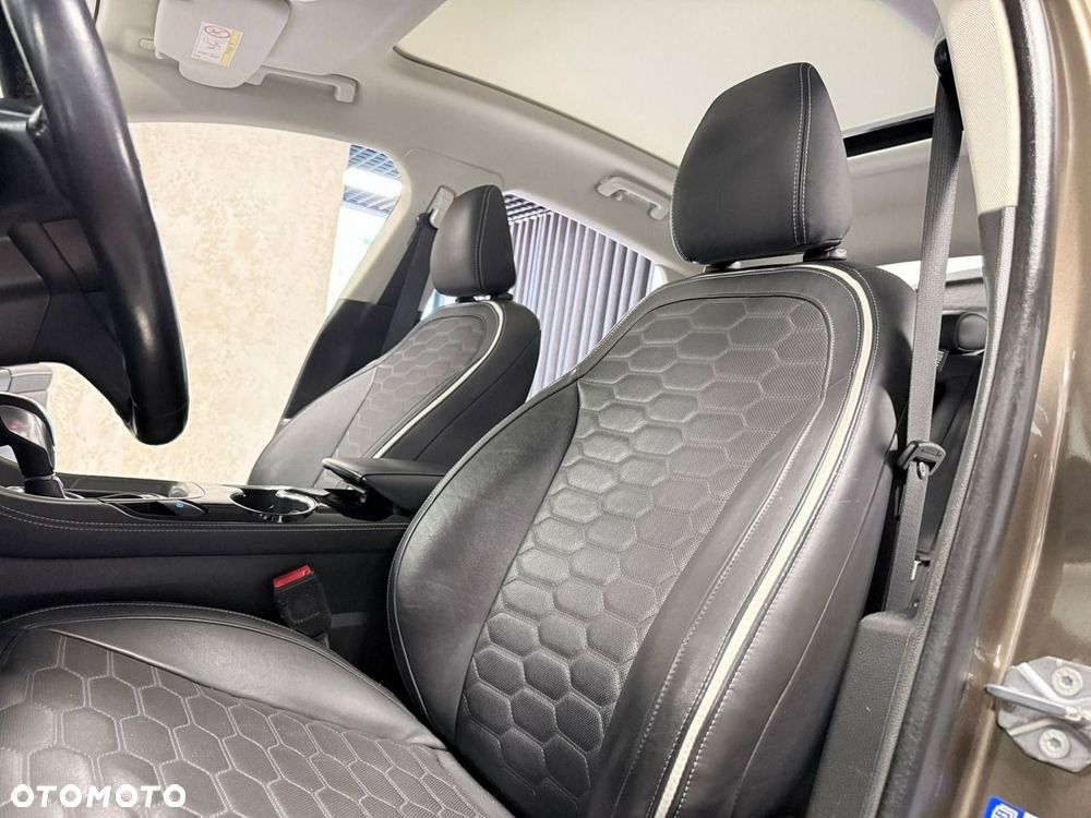 Ford Mondeo 2.0 EcoBlue VIGNALE - 21