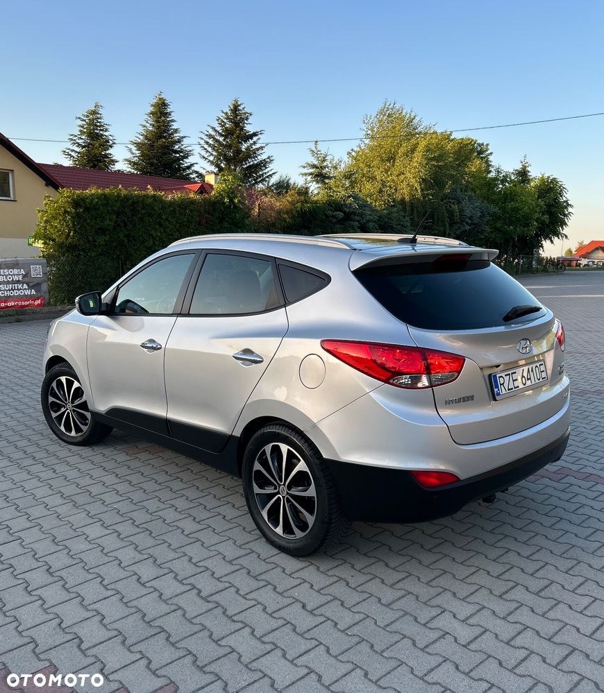 Hyundai ix35 2.0 CRDi 4WD Premium - 4
