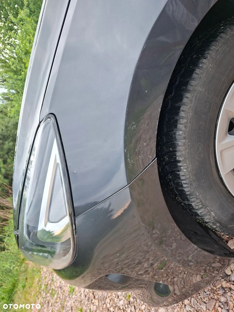 Kia Rio 1.2 M - 15