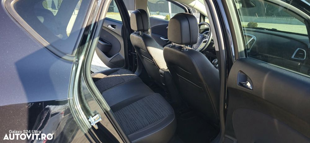 Opel Astra 1.7 CDTI DPF ENERGY - 9