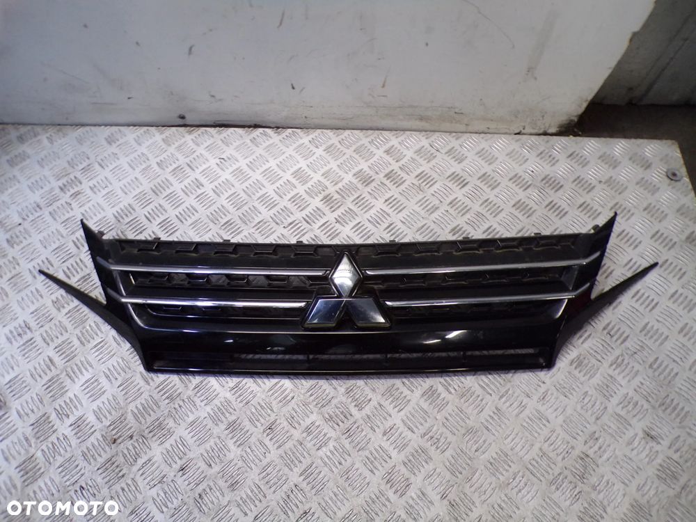 GRILL ATRAPA MITSUBISHI SPACE STAR II 7450B351 - 1