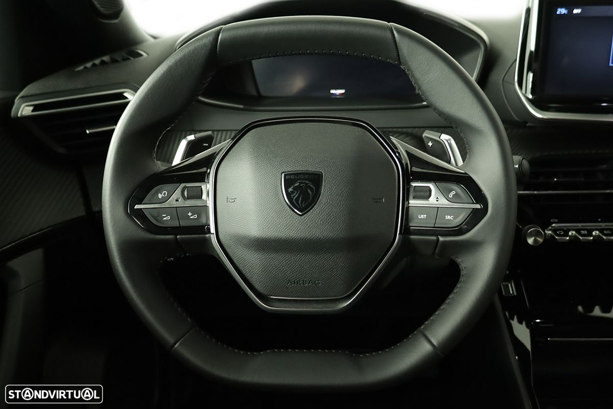 Peugeot 2008 1.2 PureTech Allure EAT8 - 15