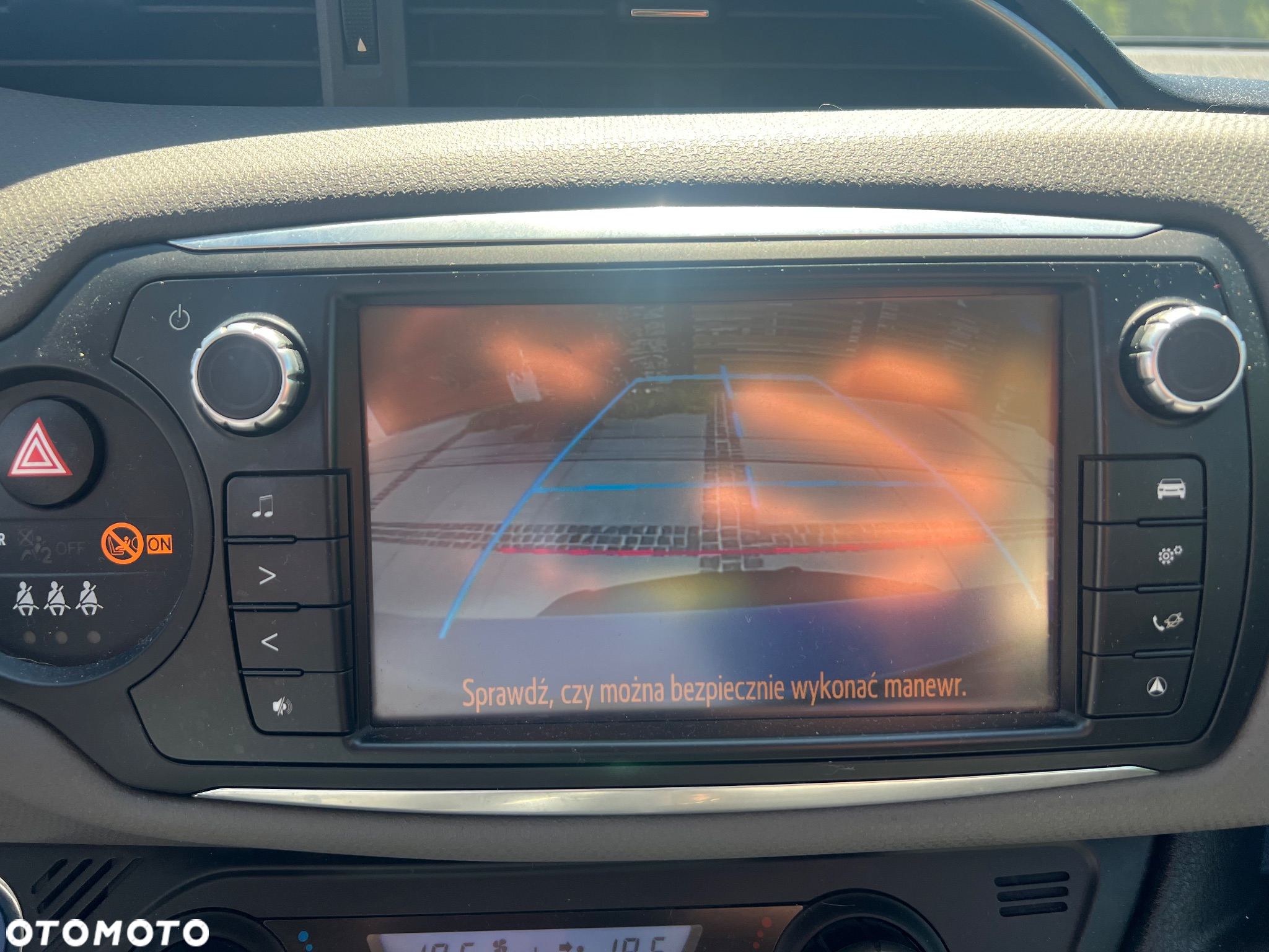 Toyota Yaris Hybrid 100 Selection Passion - 15