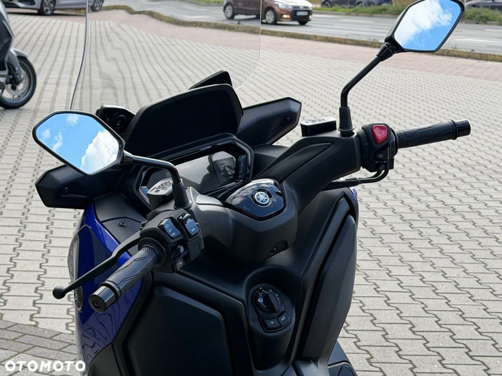 Yamaha X-max - 7