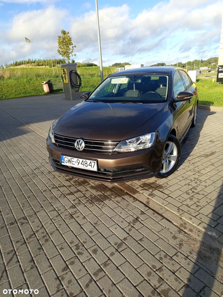 Volkswagen Jetta - 10