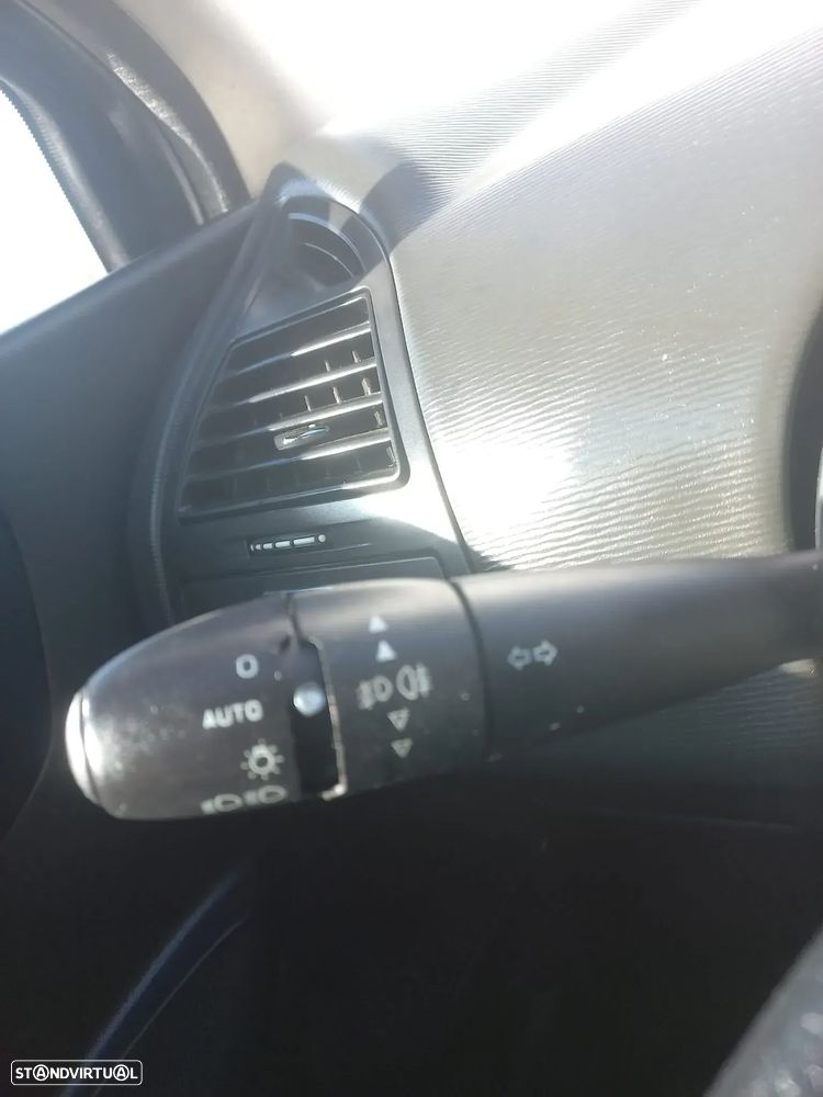 Citroën C4 1.6 HDi 110 VTS - 16