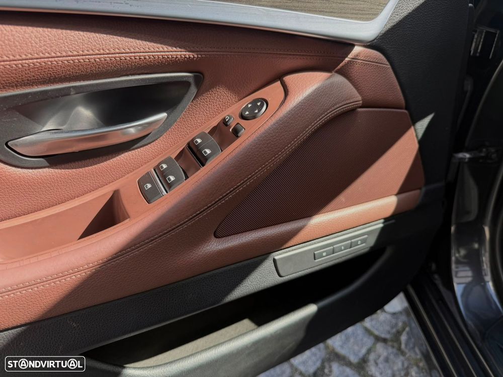BMW 535 d Auto - 13