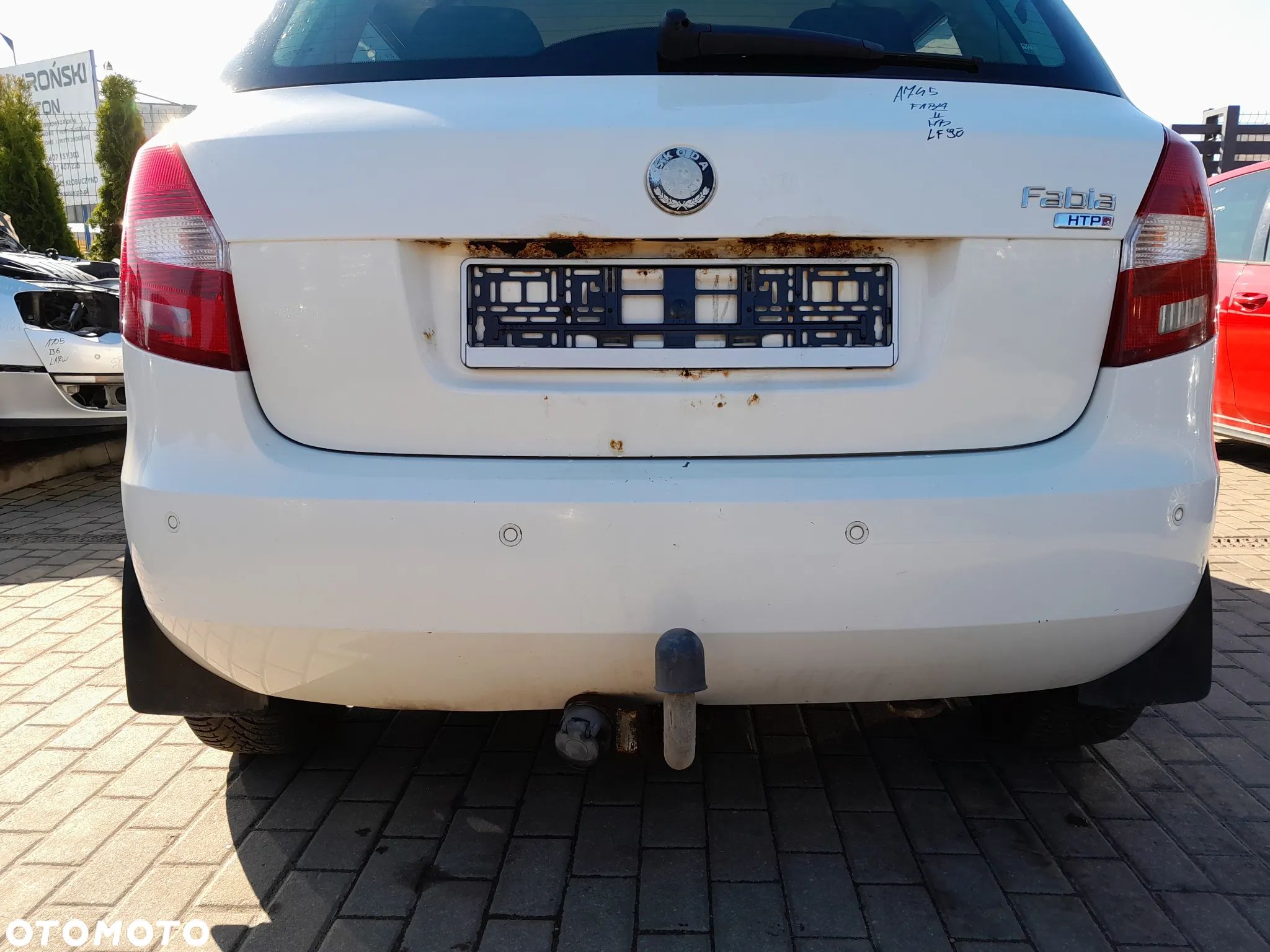 SKODA FABIA II ZDERZAK TYLNY TYŁ HB PARKTRONIC KOLOR: LF9E - 1