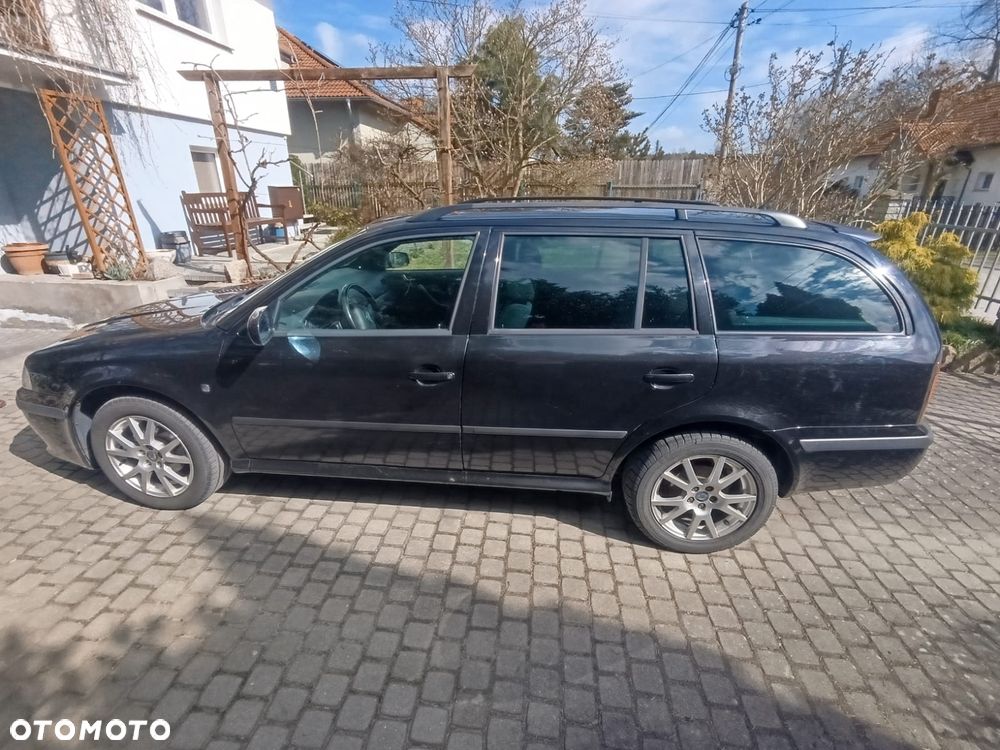 Skoda Octavia 1.6 Classic - 3