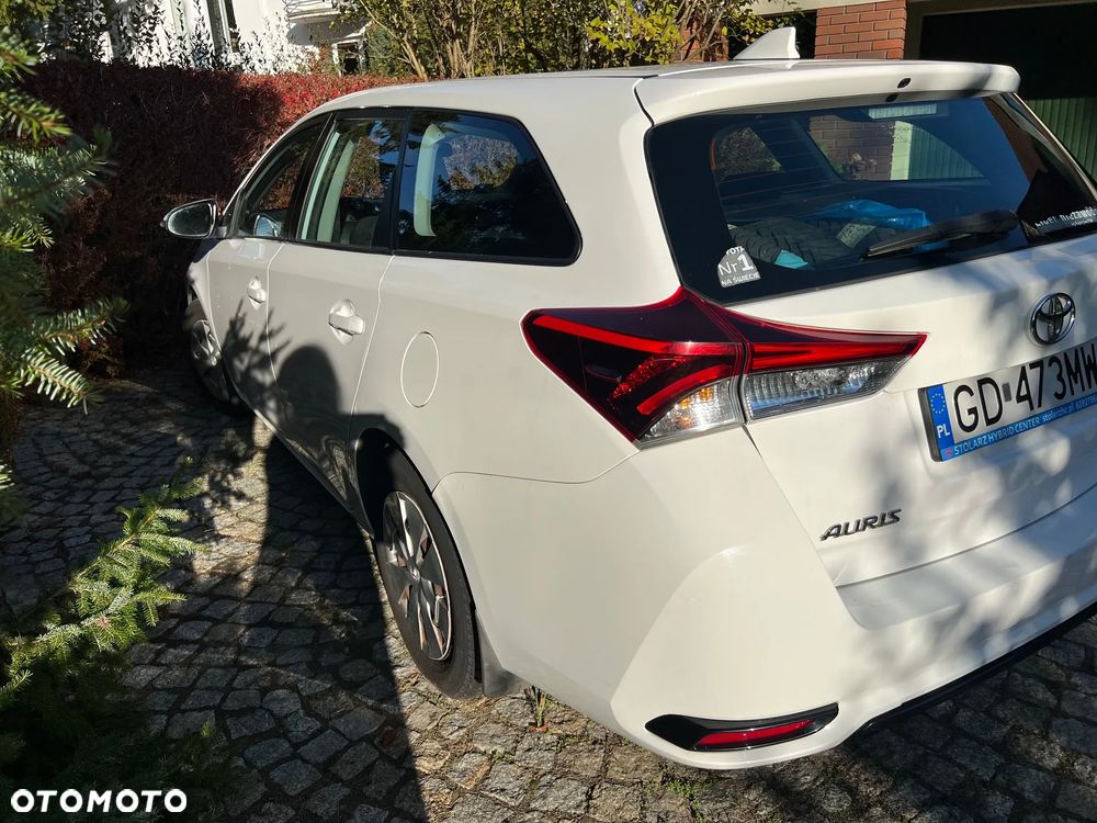 Toyota Auris 1.4 D-4D Business Edition - 5