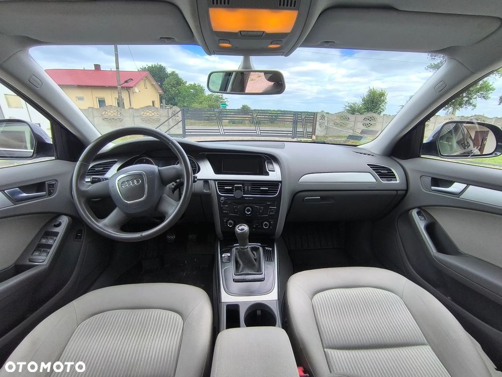 Audi A4 Limousine 2.0 TDI - 11