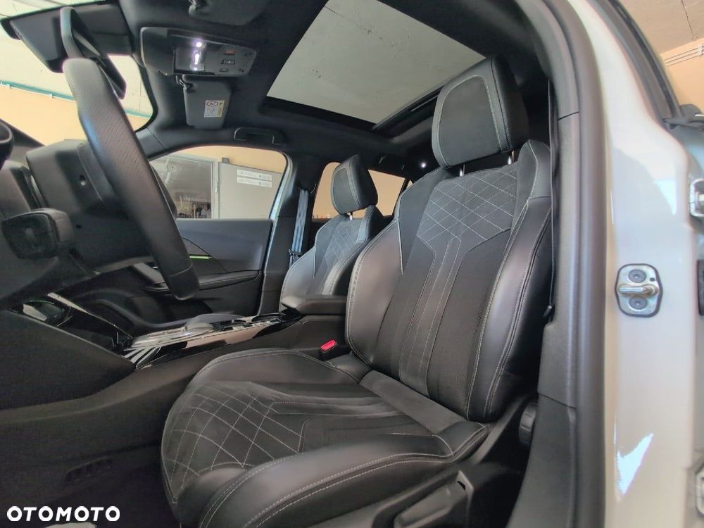 Peugeot 2008 - 10