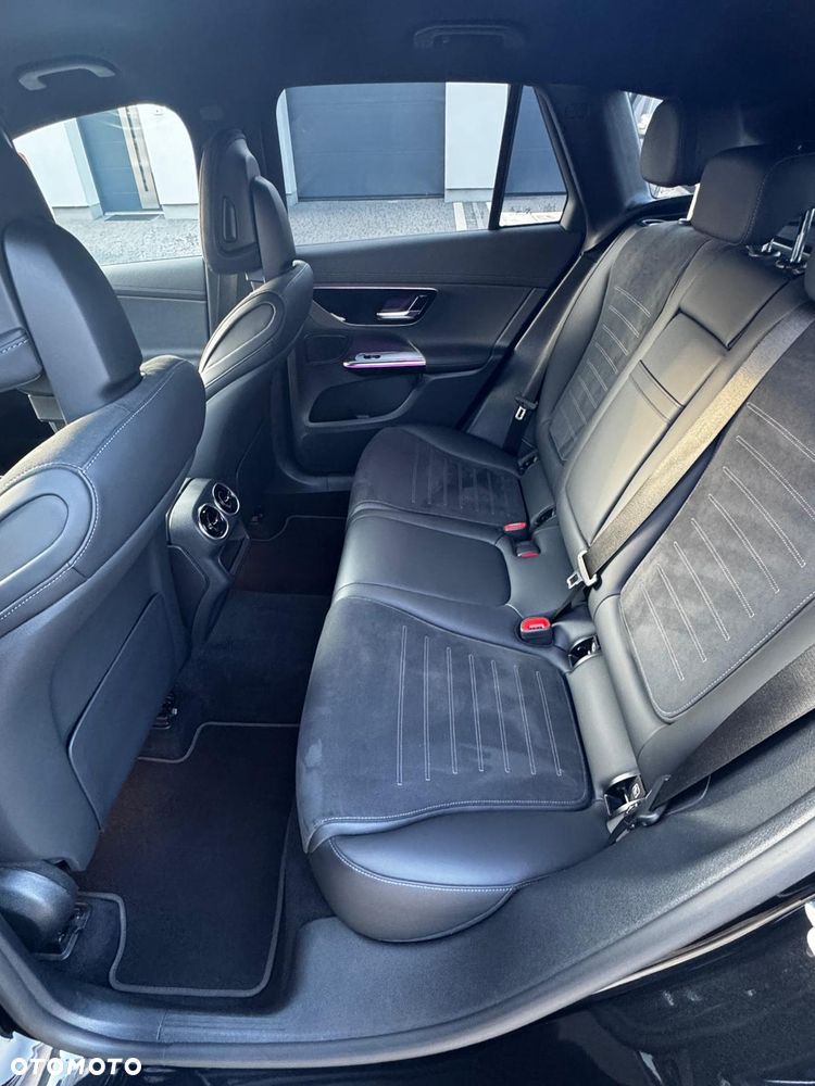 Mercedes-Benz GLC 220 d mHEV 4-Matic AMG Line - 11