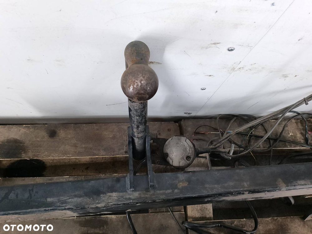 HAK HOLOWNICZY TOYOTA RAV4 II ( 00-06 ) - 5