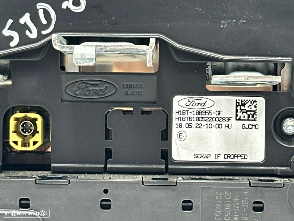 Ecrã / Display - Ford Fiesta VII (2018) - 6