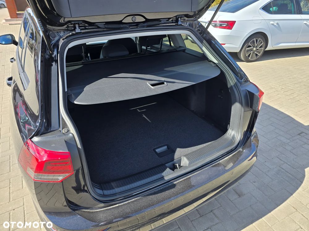 Volkswagen Golf - 18