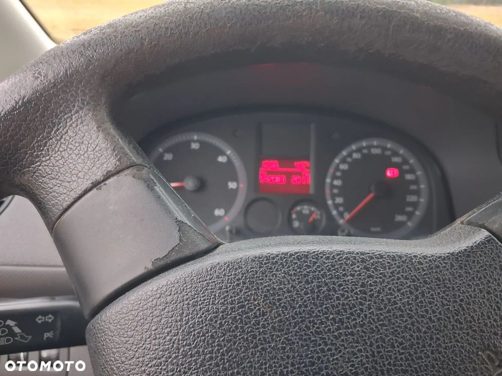 Volkswagen Caddy - 7