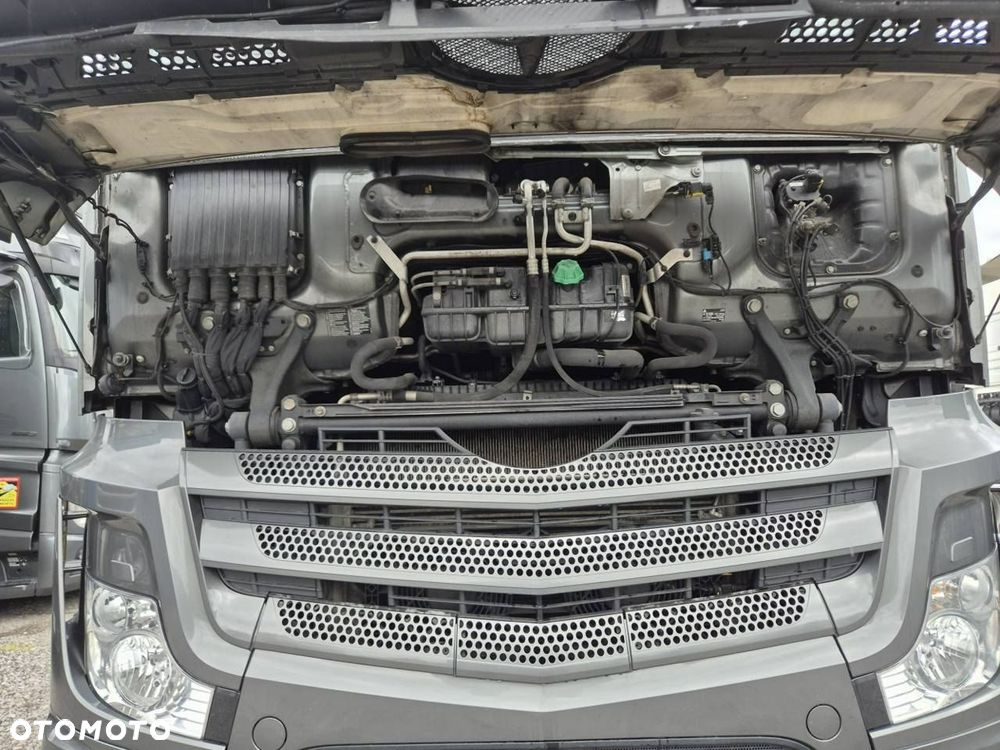 Mercedes-Benz actros - 34