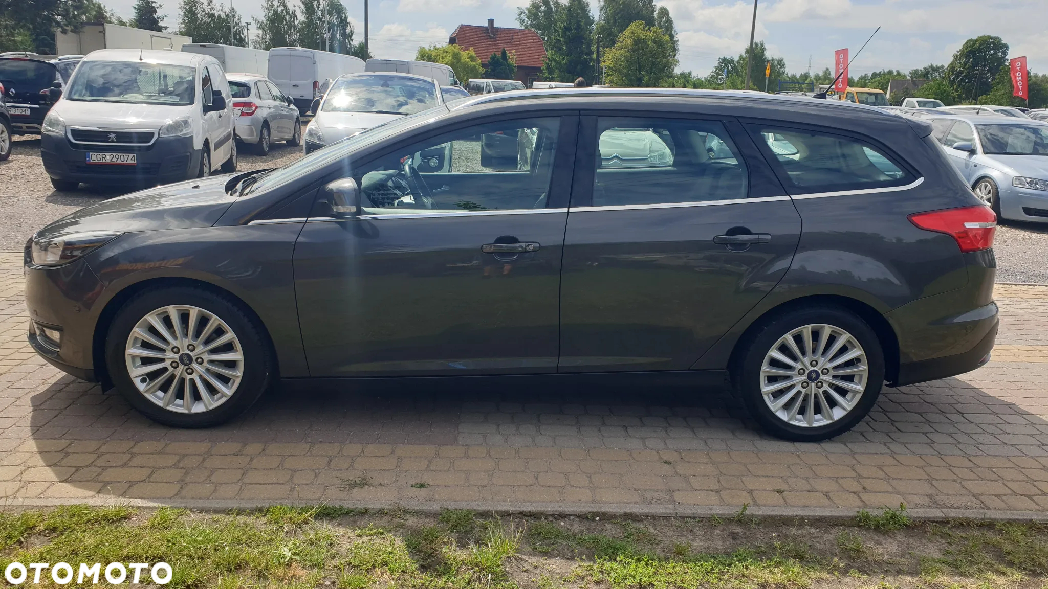Ford Focus 1.0 EcoBoost Titanium - 3