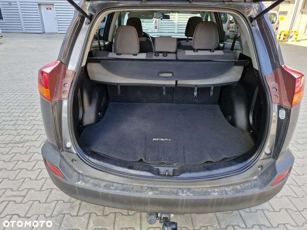 Toyota RAV4 - 5