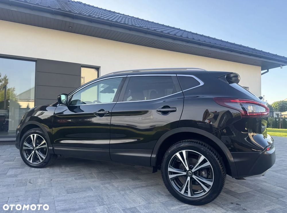 Nissan Qashqai 1.3 DIG-T N-Connecta - 35