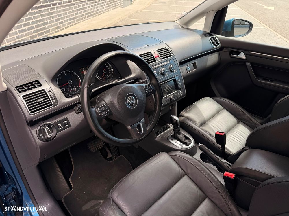 VW Touran 1.6 TDI DPF BlueMotion DSG Highline - 9