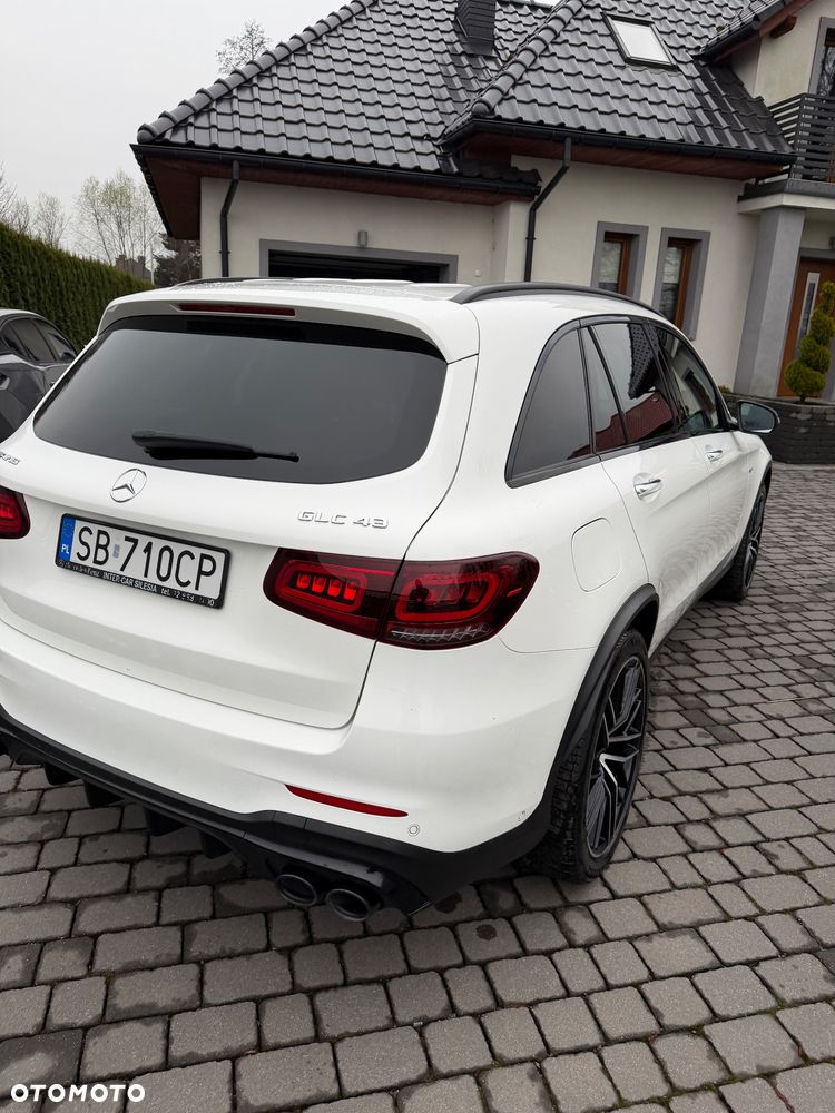 Mercedes-Benz GLC - 29