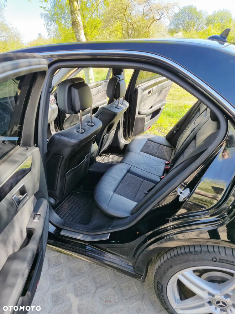 Mercedes-Benz Klasa E 350 CDI 4-Matic - 11