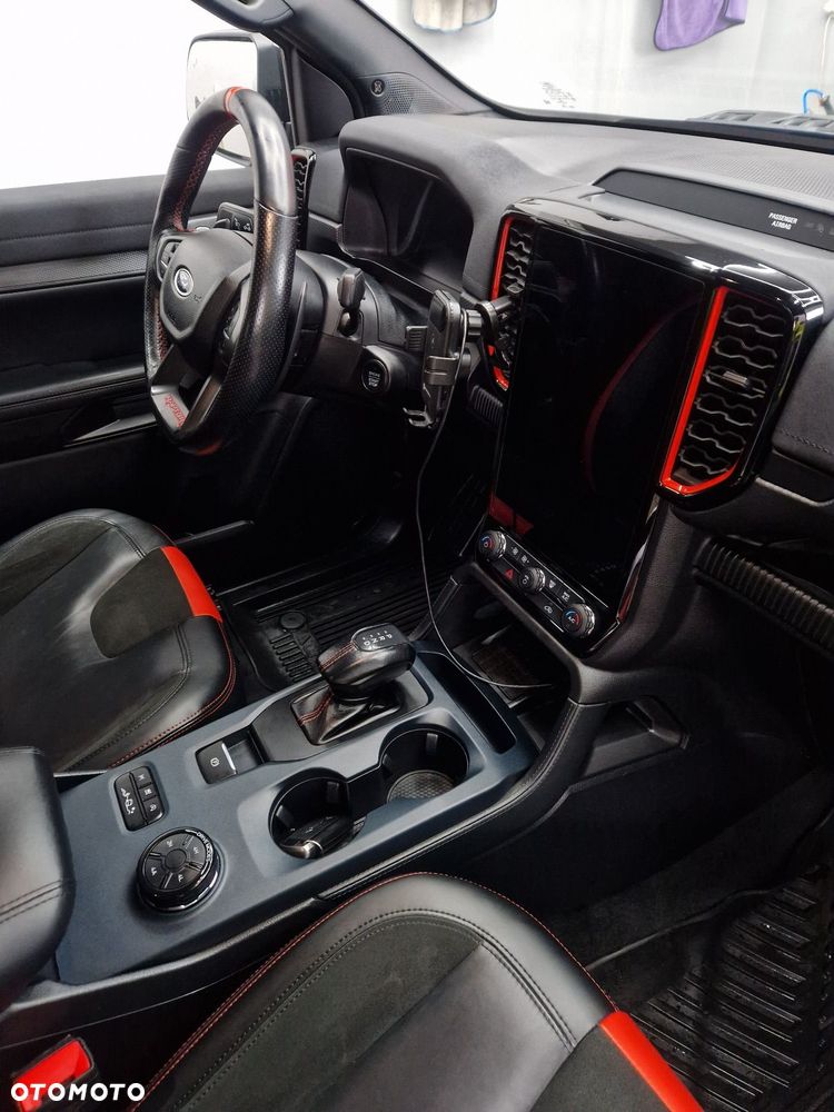 Ford Ranger Raptor - 25