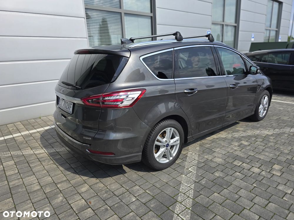 Ford S-Max - 18