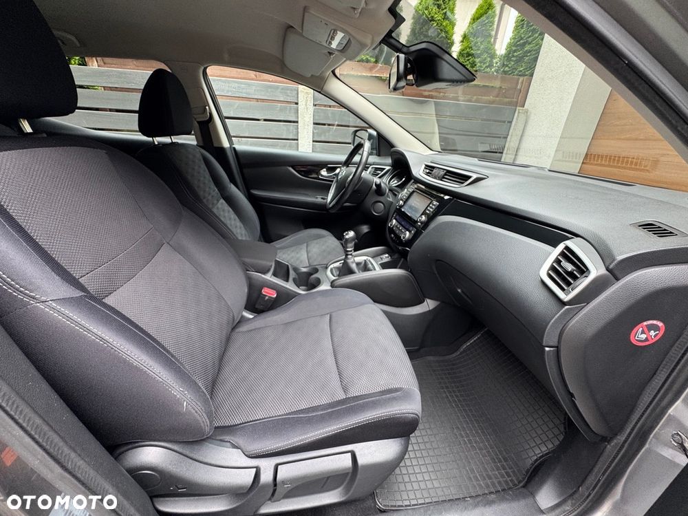 Nissan Qashqai 1.2 DIG-T N-Connecta - 26