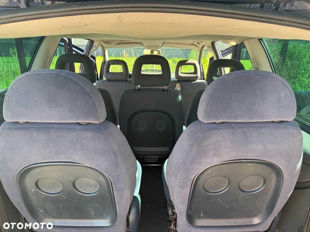 Volkswagen Sharan 1.9 TDI Comfortline - 8