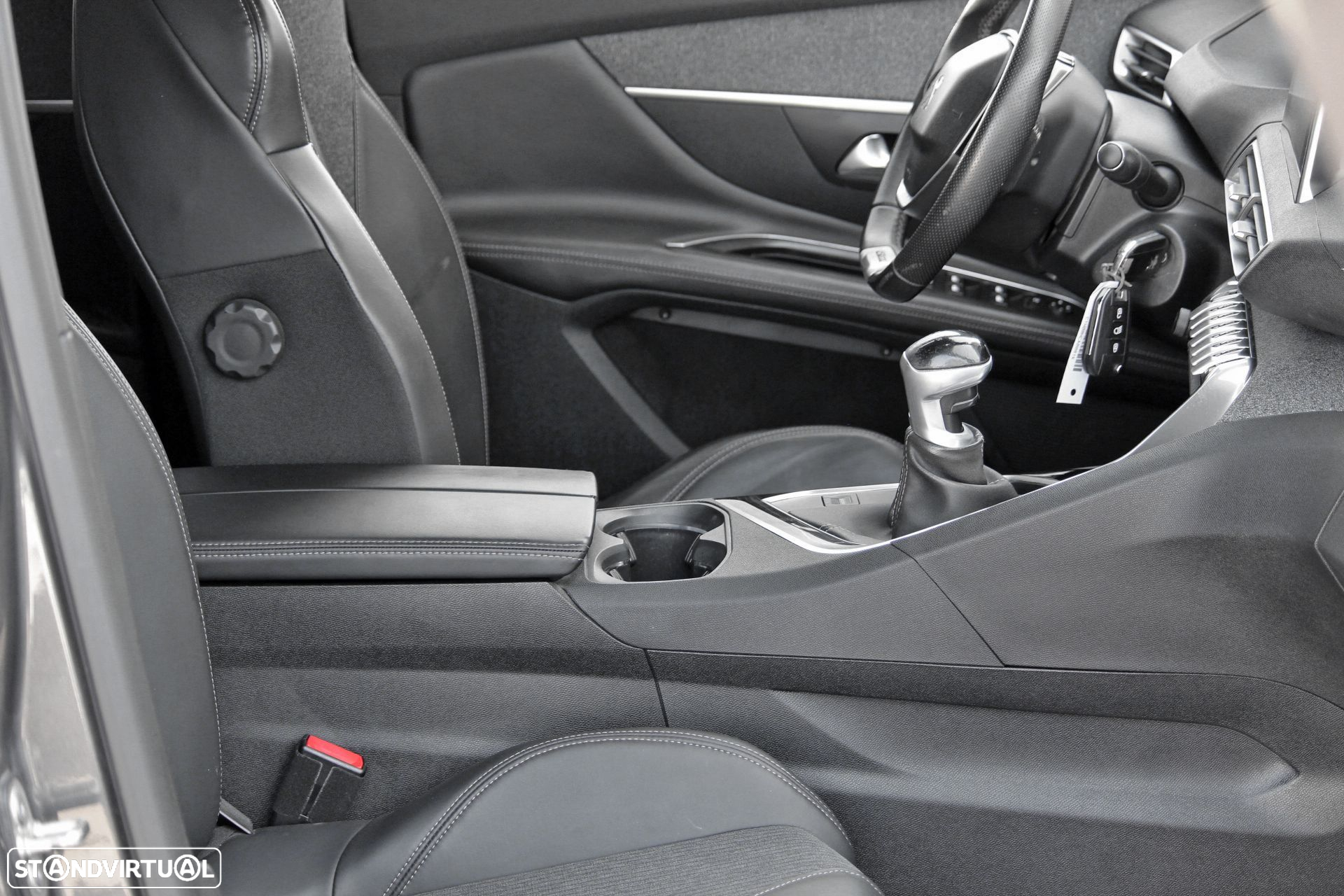 Peugeot 3008 - 11