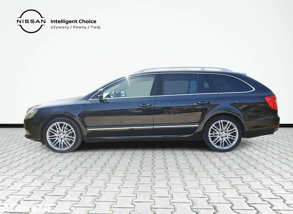 Skoda Superb 2.0 TSI Elegance DSG - 8