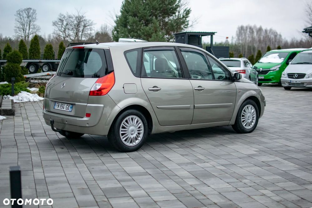 Renault Scenic - 19