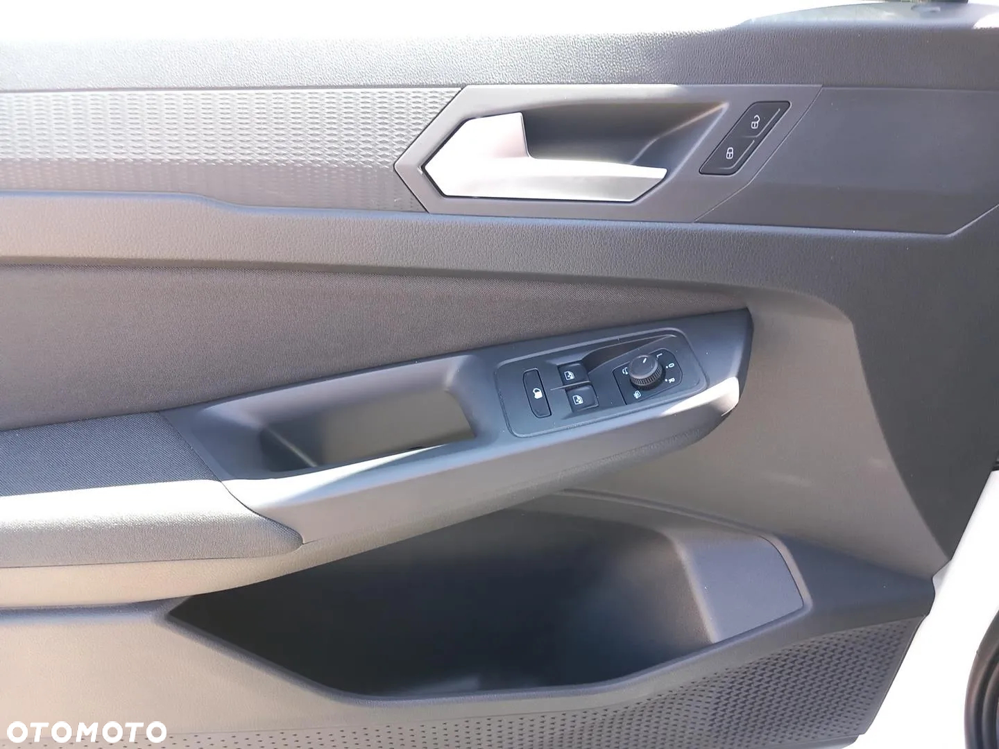 Ford Transit Connect - 10